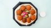 19 19. Hummus - Falafel Teller